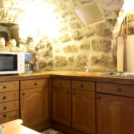 Holiday home Cosy On The River Le Lignon La Souche