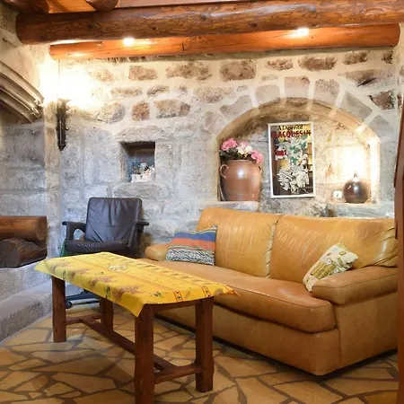 Cosy On The River Le Lignon